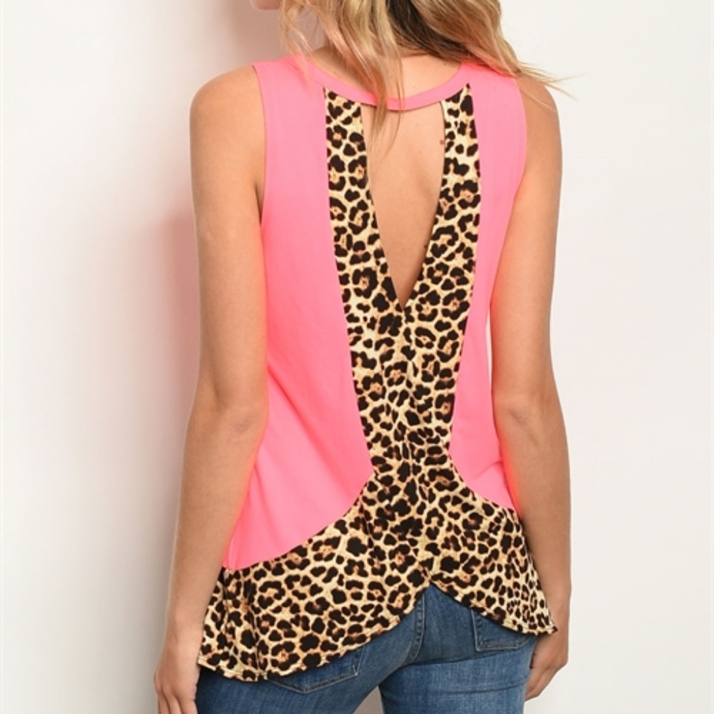 New Junior's Boutique Pink Leopard trim tank top